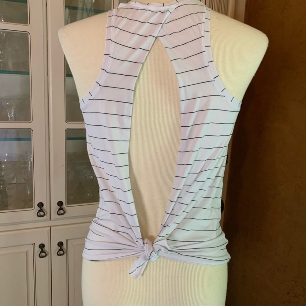 Lululemon Tank Top - Picture 2 of 3